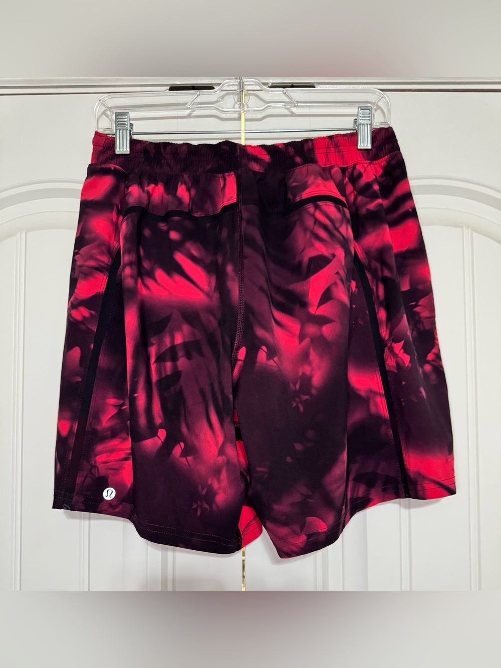 Lululemon Men's Surge Lined Shorts 7" Size Medium - Picture 8 of 16